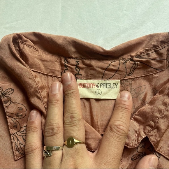 BOMBAY PAISLEY clay apricot floral flower print button up peplum ruffle blouse - Picture 5 of 6